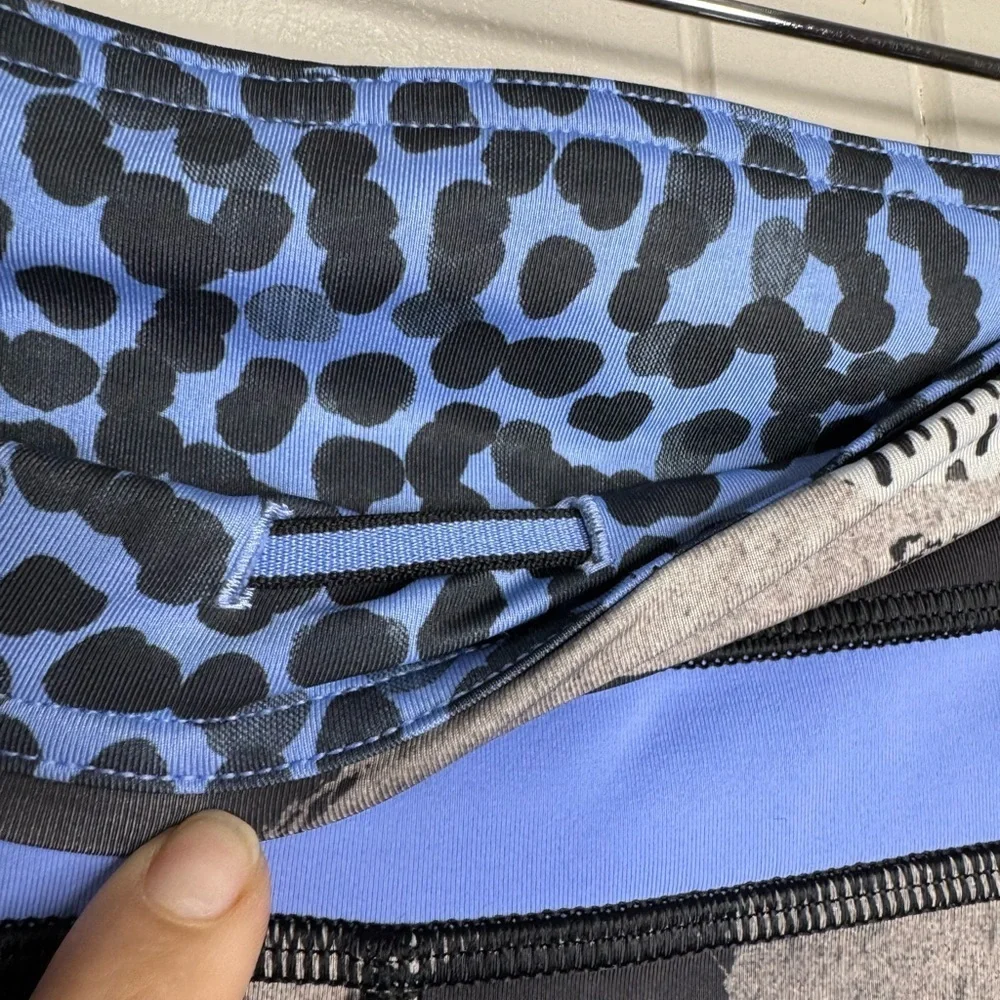 limited edition Lululemon x Soulcycle Run Inspire Crop II *Full-On Luxtreme sz 2